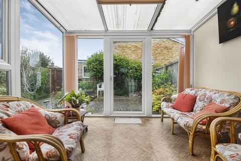 1 Eccles Close, Caversham, Reading, RG4 5BJ