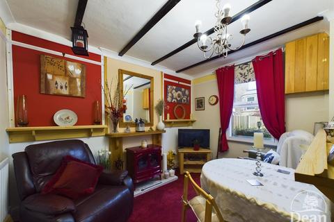 2 bedroom end of terrace house for sale, Belle Vue Road, Cinderford