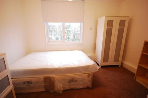 4 bedroom detached house to rent, Cedars Road, Clapham SW4