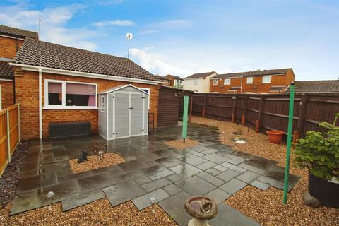 2 bedroom terraced bungalow for sale, Scafell, Rugby CV21