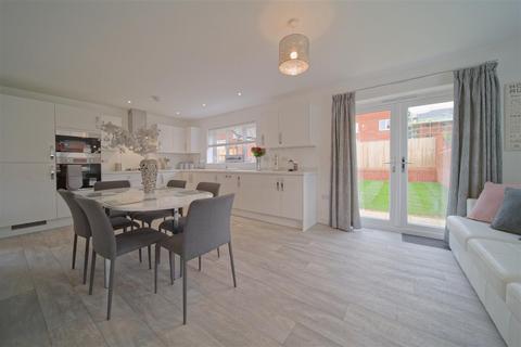 4 bedroom detached house for sale, Berry Way, Park Gate SO31