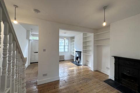 2 bedroom house to rent, Gawber Street, London