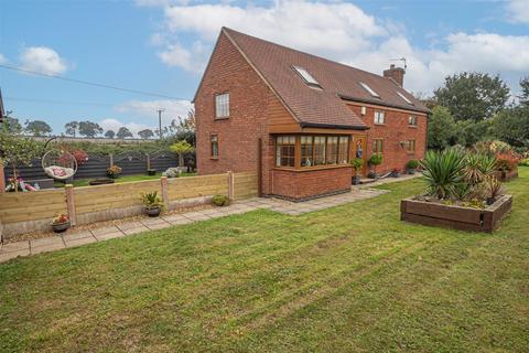 3 bedroom detached house for sale, Windy Arbour, Ashbourne DE6