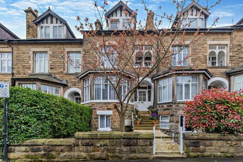 6 bedroom terraced house for sale, St. Marys Avenue, Harrogate, HG2 0LP