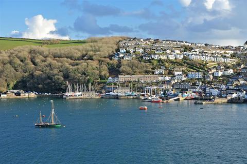 4 bedroom townhouse for sale, St. Fimbarrus Road, Fowey