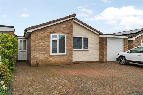 3 bedroom detached bungalow for sale, Chagford Close, Bedford