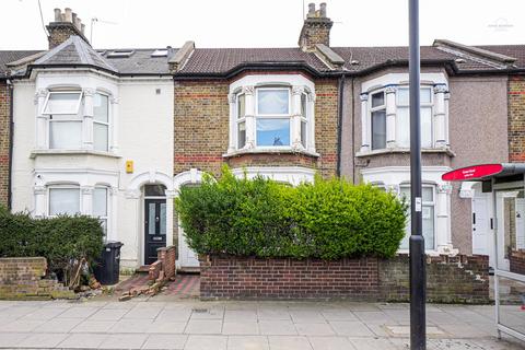 3 bedroom terraced house for sale, Hertford Road, London N9