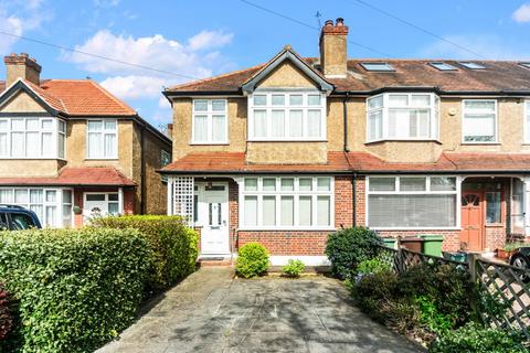 49 Sandringham Road, Worcester Park, KT4 8XW