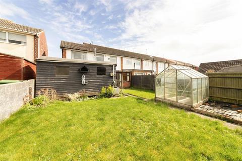 4 bedroom end of terrace house for sale, Warner Crescent, Didcot