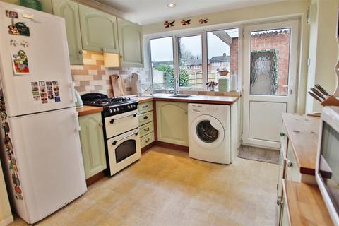 3 bedroom terraced house for sale, Wykeham Field, Wickham, FAREHAM, Hampshire