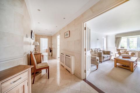 2 bedroom flat for sale, Holders Hill Road, London