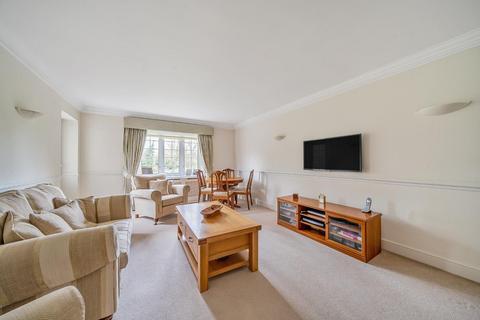 2 bedroom flat for sale, Holders Hill Road, London