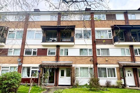 3 bedroom maisonette for sale, Lambscote Close, Shirley
