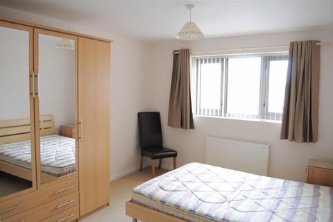 2 bedroom flat to rent, Cameron Wharf, Stone
