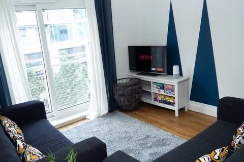 2 bedroom flat for sale, Hudson House, Epsom KT19