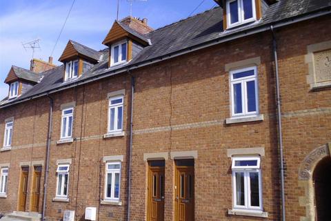 3 bedroom terraced house to rent, Charlton Terrace, Evenlode Road, Moreton-in-Marsh