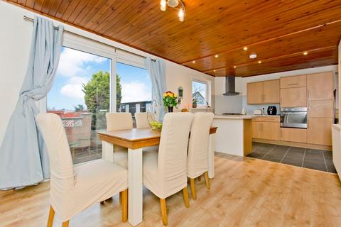 19 Juniper Place, Perth, PH1 1EZ