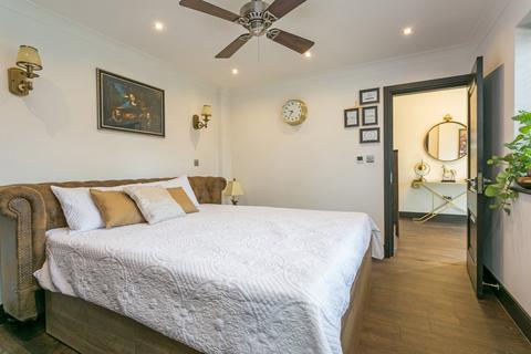 67 Bathurst Walk, Iver, SL0 9EF