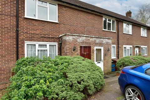 2 bedroom maisonette for sale, Norman Court, Potters Bar, EN6