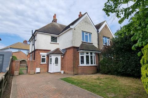 3 bedroom semi-detached house for sale, Middleton Road, Gorleston