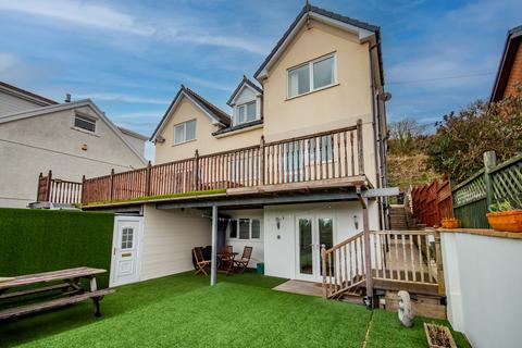 6 bedroom detached house for sale, Pwll CARMARTHENSHIRE