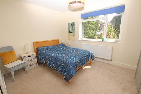 4 bedroom detached bungalow for sale, Val Prinseps Road, Pevensey Bay, BN24 6JH