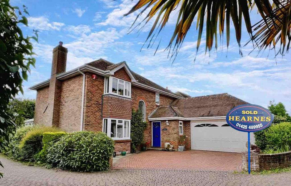 4 bedroom Detached for sale
