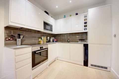 1 bedroom apartment for sale, Aldenham Road, Bushey, WD23