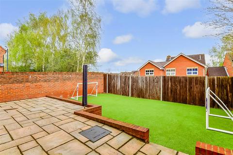 4 bedroom link detached house for sale, Beaver Road, Allington, Maidstone, Kent