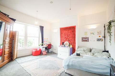 6 bedroom flat to rent, St Andrews, Bristol BS6