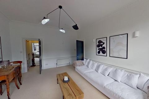 1 bedroom flat to rent, William street, Edinburgh, EH3