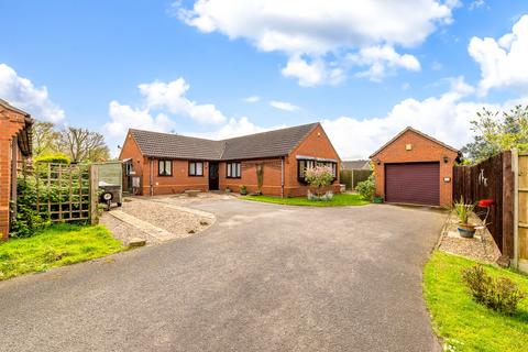 3 bedroom bungalow for sale, The Old Orchid, Jerusalem Road, Skellingthorpe, Lincoln, Lincolnshire, LN6