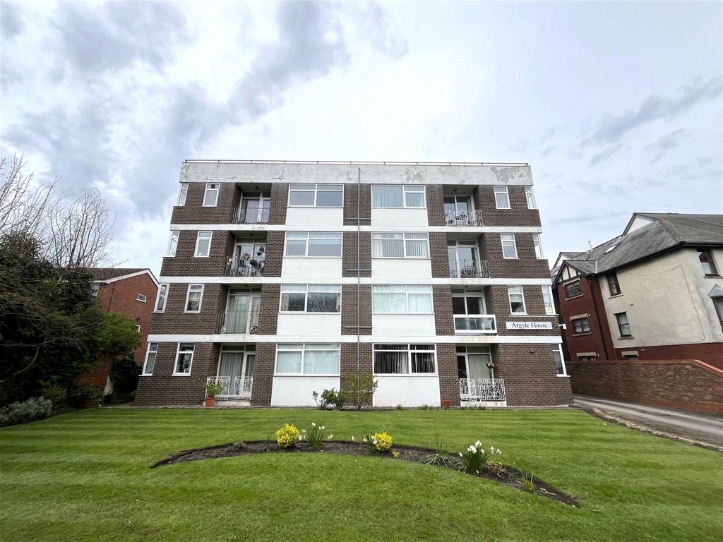 Argyle Road, Southport, PR9 9LD 2 bed flat for sale £170,000
