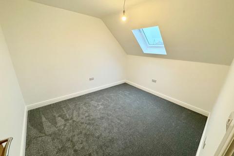 2 bedroom end of terrace house for sale, Clarendon Road, Christchurch BH23