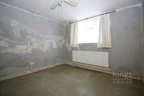 1 bedroom flat for sale, Essex Close, London, ,, E17 6JS
