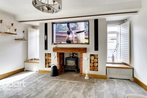 40 Coniston Road, Askern, Doncaster, DN6 0EH