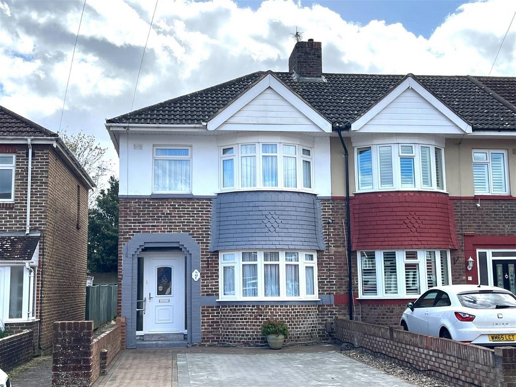 Anthony Grove, Gosport, PO12 3 bed end of terrace house for sale - £289,950