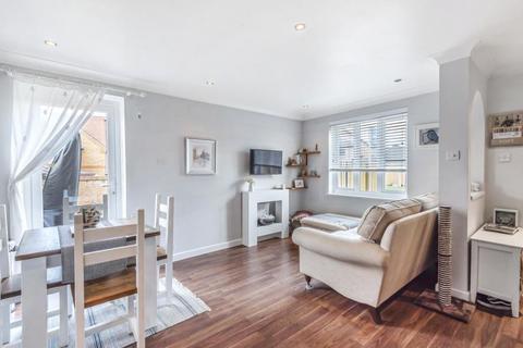 undefined, Devoil Close, Guildford GU4