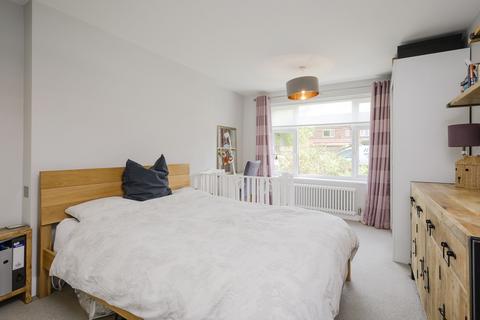 2 bedroom maisonette for sale, Mayfield Close, Thames Ditton, KT7