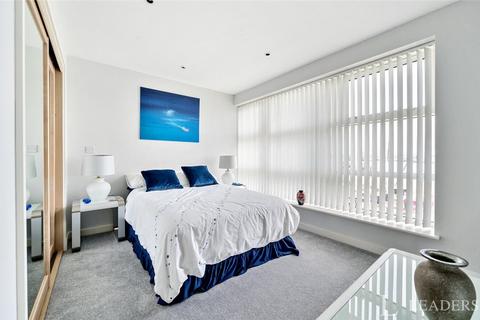 4 bedroom apartment for sale, Gosport Marina, Mumby Road, Gosport
