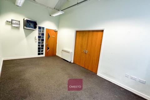 Office to rent, Pleasley Business Park, Bolsover NG19
