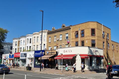 1 bedroom flat to rent, Chiswick High Road, London, W4 1PA