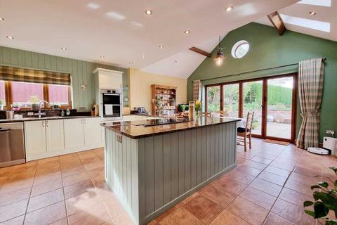10 West View, Ancaster, Grantham, NG32 3RE