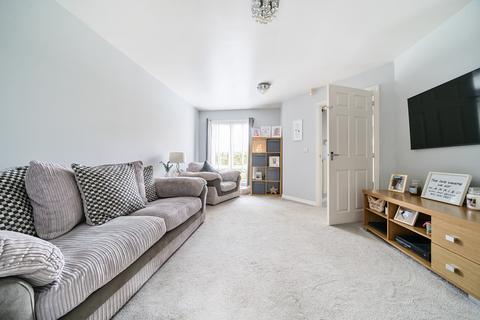 2 bedroom terraced house for sale, Mead Close, Caversham RG4