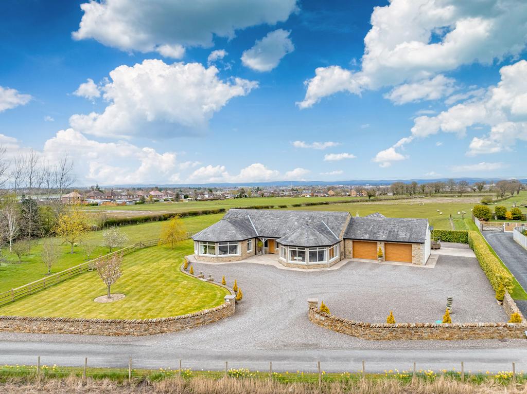 Bonshaw, Durdar Road, Carlisle, CA2 3 bed detached bungalow for sale