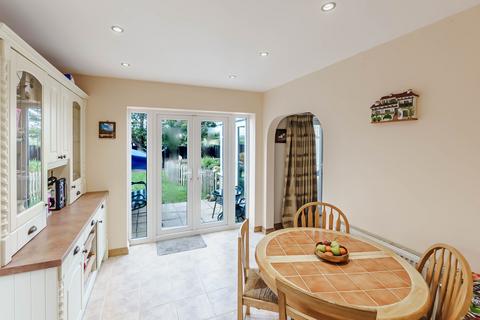 32 Greystoke Road, Cambridge, CB1 8DS