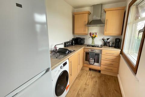 1 bedroom apartment for sale, Leecrest House, Doncaster Road, Ardsley, Barnsley S71 5EH