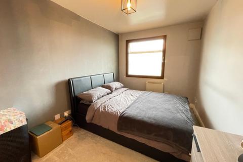 11, Leecrest House Doncaster Road, Ardsley, Barnsley, S71 5EH