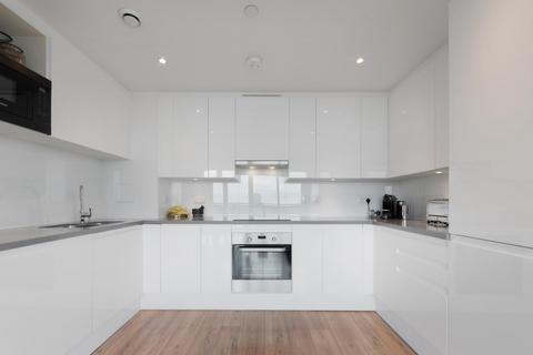 1 bedroom apartment for sale, Charles Darwin House, London, E16