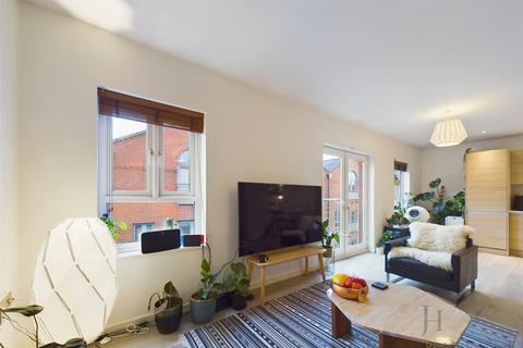 2 bedroom apartment for sale, Chester, Cheshire CH3